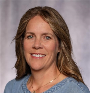 Lori Murray, DNP, RN, Gero-BC, CNE
